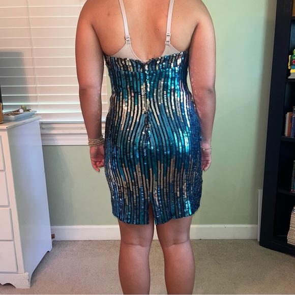 VTG T2K Indie Sleaze McBling Blue Silver Halter Party Sequin Mini Dress 12 - Picture 14 of 15